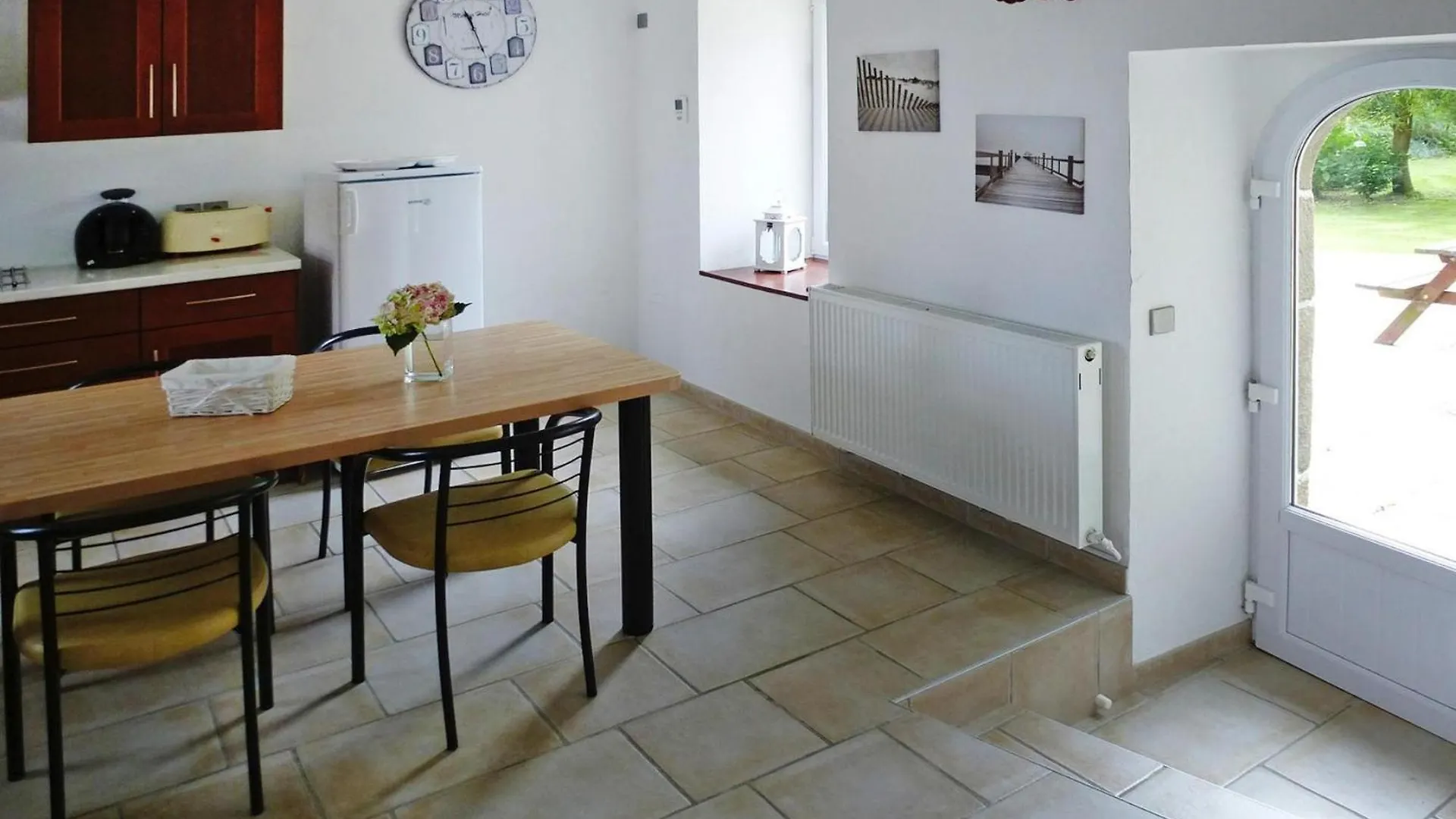 Holiday Home Plouégat-Guérand - BRE05042-F Francia